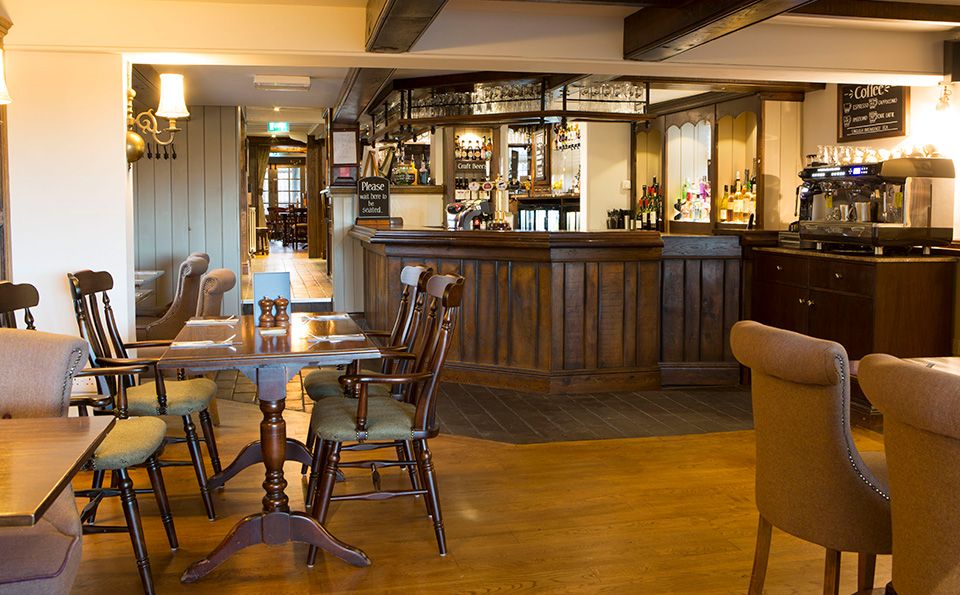 Pub and Restaurant near Manchester Airport – Tatton Arms